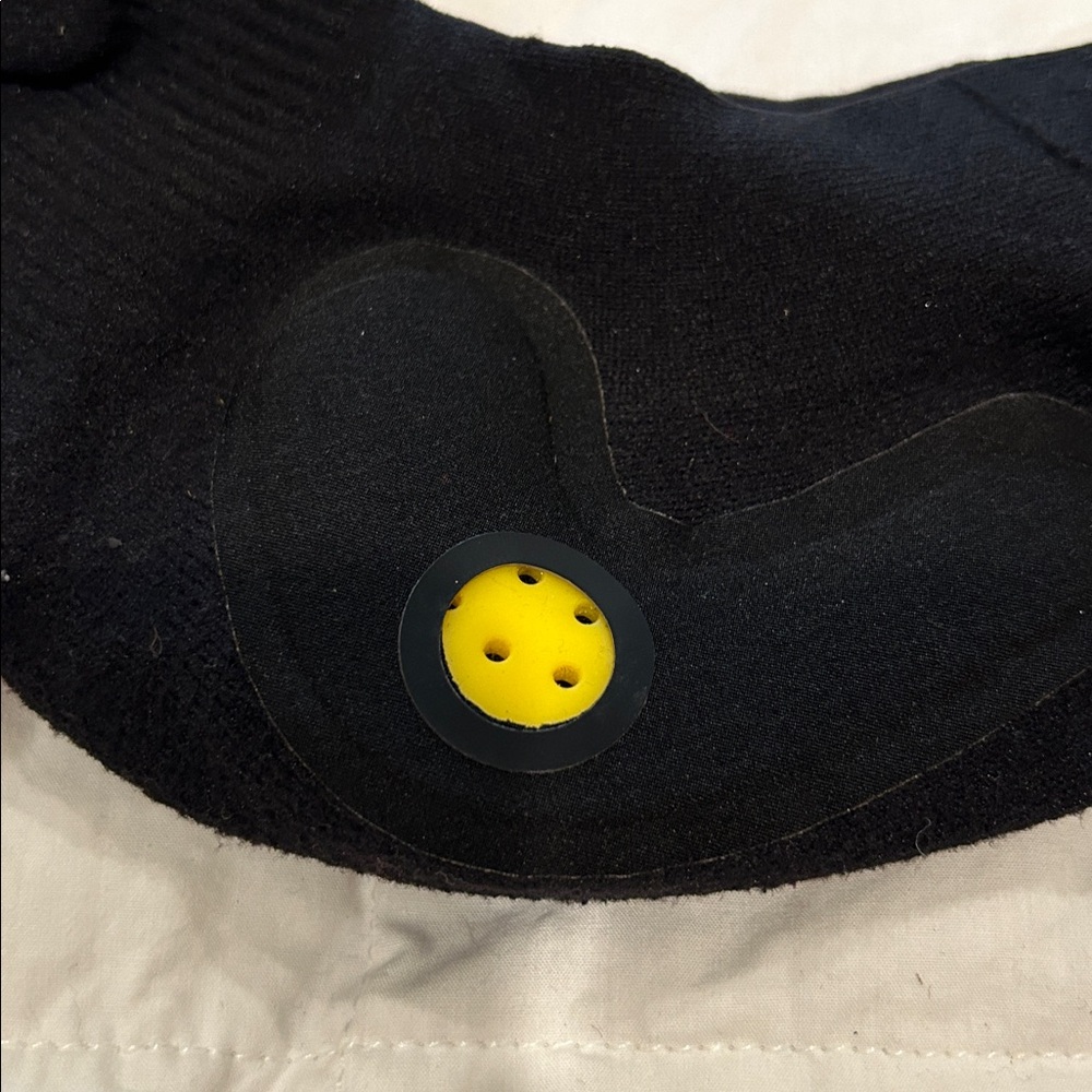 STABLE 26 ABOVE CALF HOCKEY SOCKS - ADULT 3 size options - Picture 2 of 10